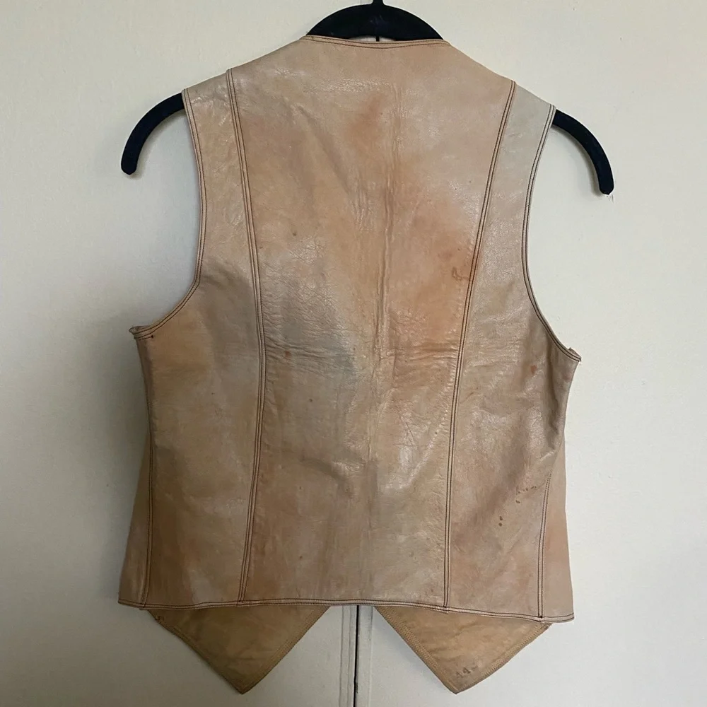 Vintage Italian Lambskin Leather Vest in Nude/Beige - Picture 2 of 12